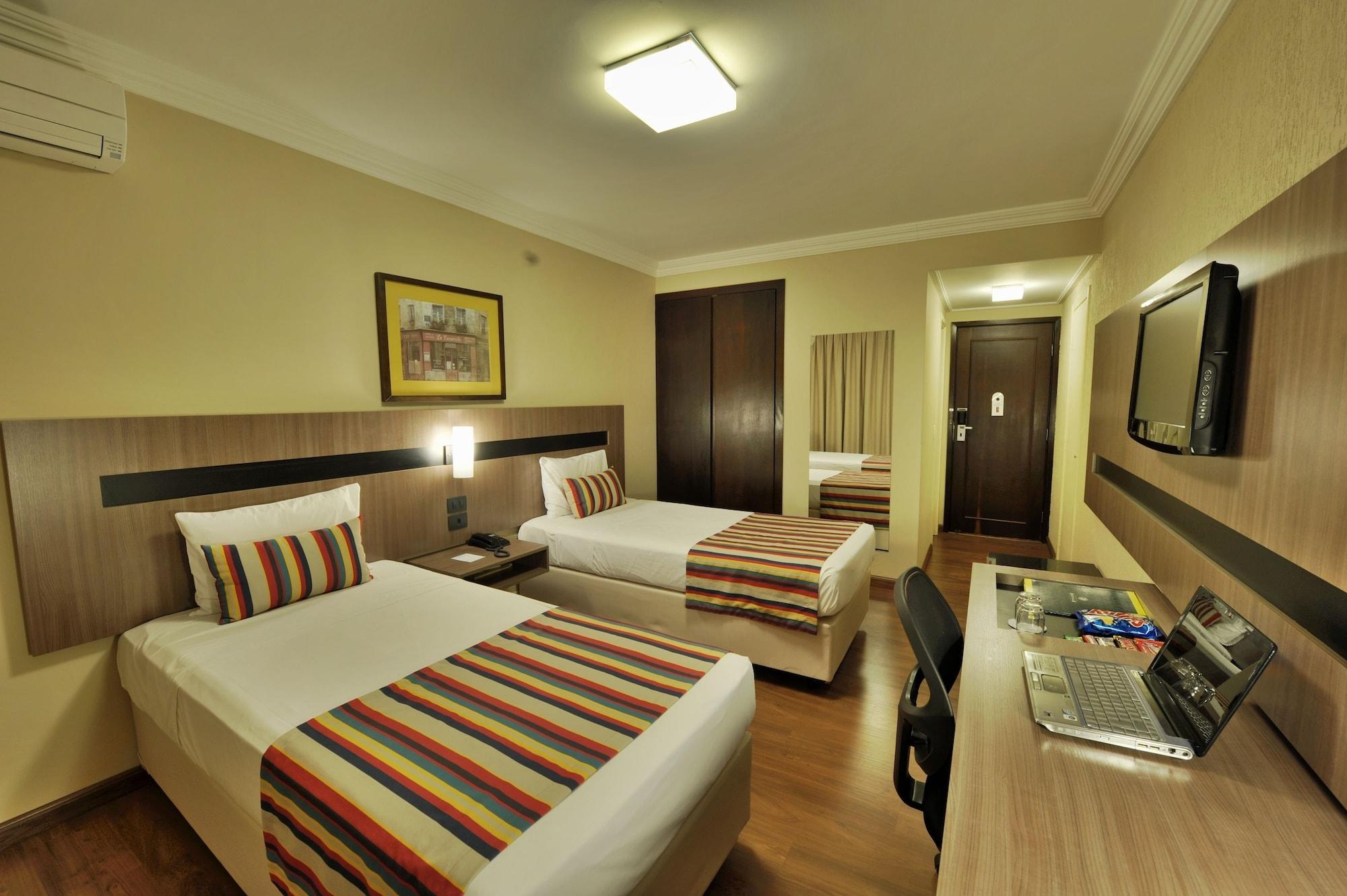 Hotel Deville Express Cascavel Cascavel  Luaran gambar