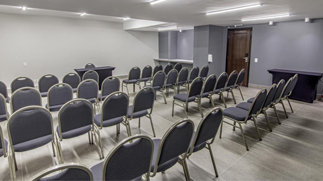 Hotel Deville Express Cascavel Cascavel  Luaran gambar
