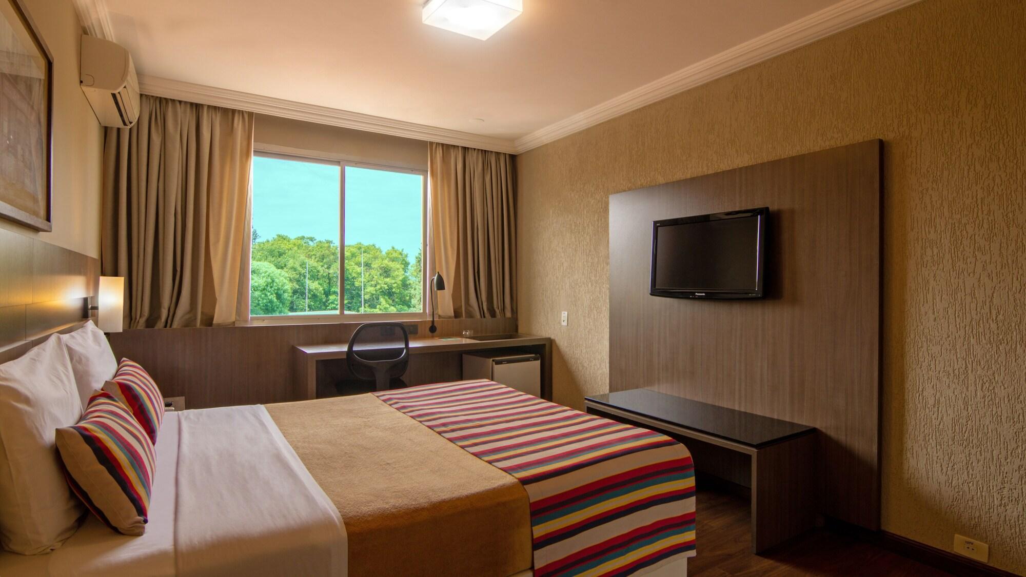 Hotel Deville Express Cascavel Cascavel  Luaran gambar
