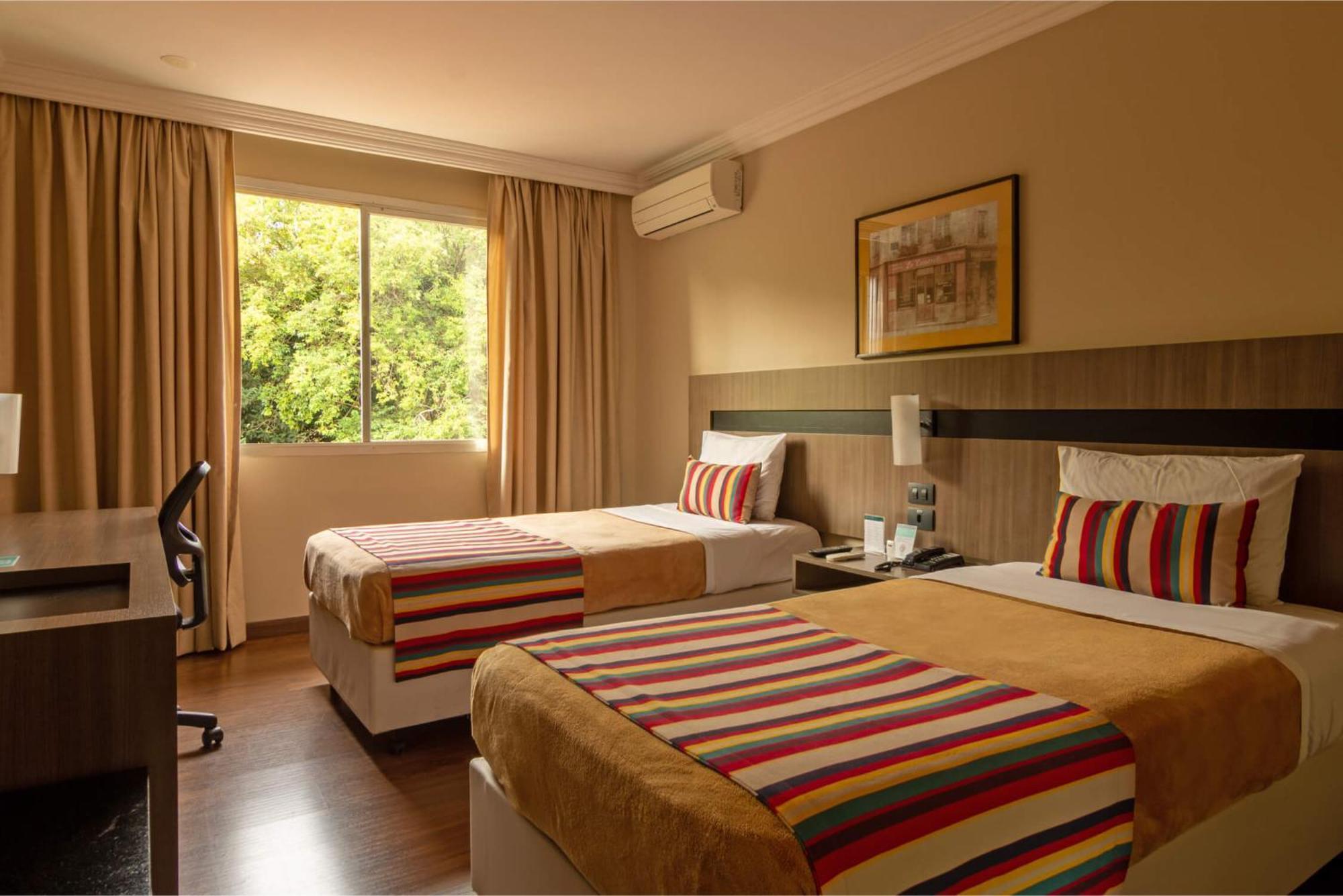 Hotel Deville Express Cascavel Cascavel  Luaran gambar
