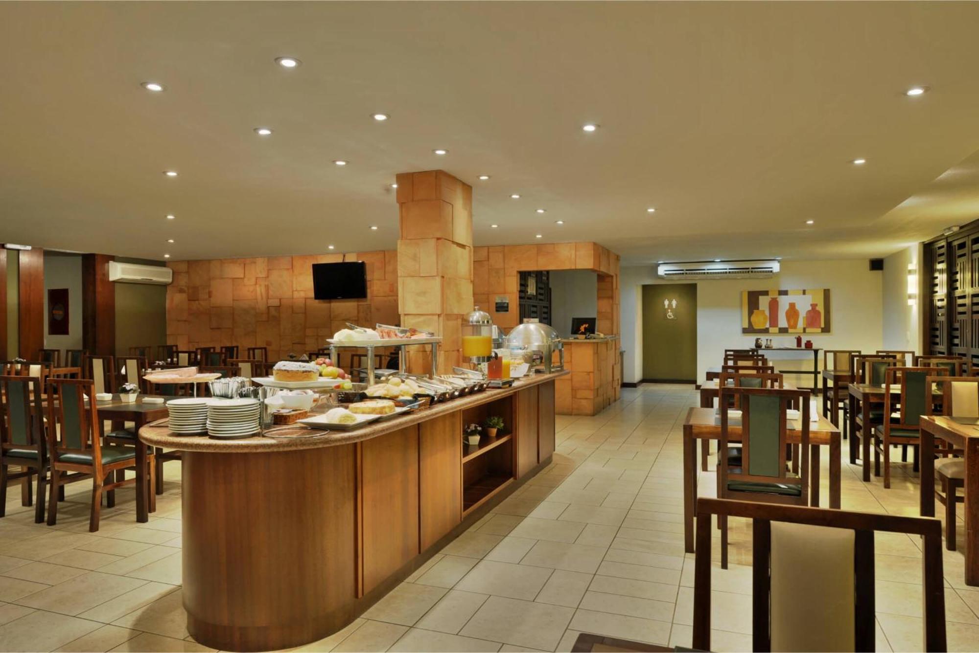 Hotel Deville Express Cascavel Cascavel  Luaran gambar